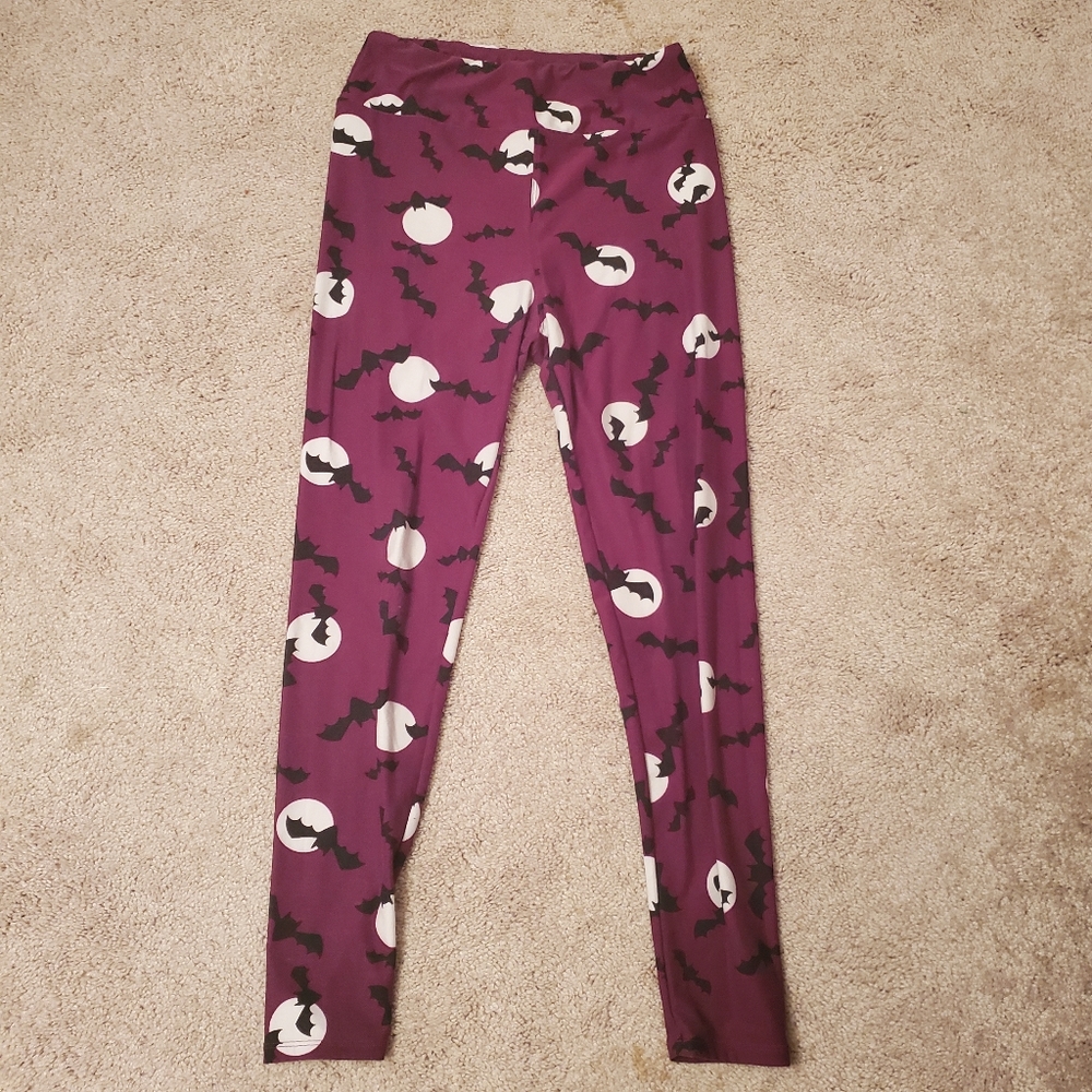 Lularoe Halloween Collection Bats and Full Moon OS Leggings